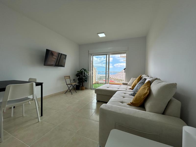 Foto a28d033a-0143-4165-8ce7-f570f0cbedc2. Apartamento en calle tinguafaya 90 apartamento en Chayofa en Arona