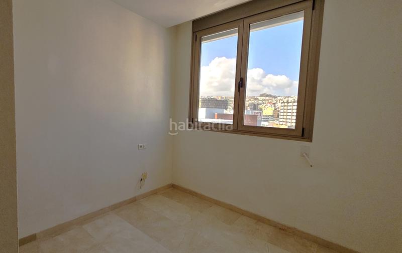 Foto 0480fb7c-93cb-4e43-bada-69cd5ca26a30. Ático en calle alcalde jose emilio garcia gómez 1c ático en Santa Cruz de Tenerife