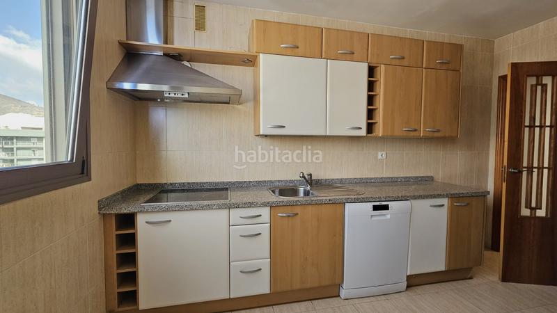 Foto 0e930449-d1eb-4895-a5a1-eda0f11eb2b1. Ático en calle alcalde jose emilio garcia gómez 1c ático en Santa Cruz de Tenerife