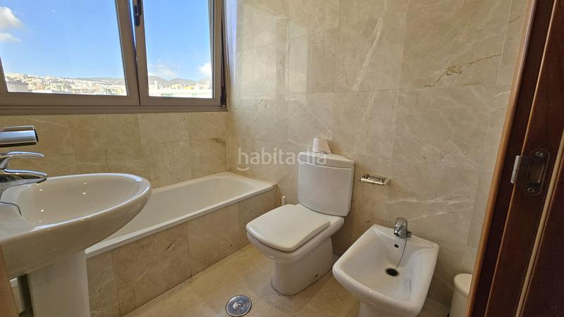 Foto d8d61928-e3ff-42a4-82b9-0c4b3485e3a8. Ático en calle alcalde jose emilio garcia gómez 1c ático en Santa Cruz de Tenerife