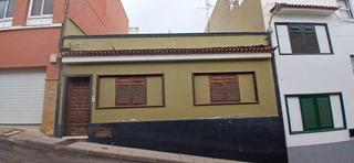 Casa aparellada a El Bebedero - Pinolere - Aguamansa. Casa terrera en la orotava