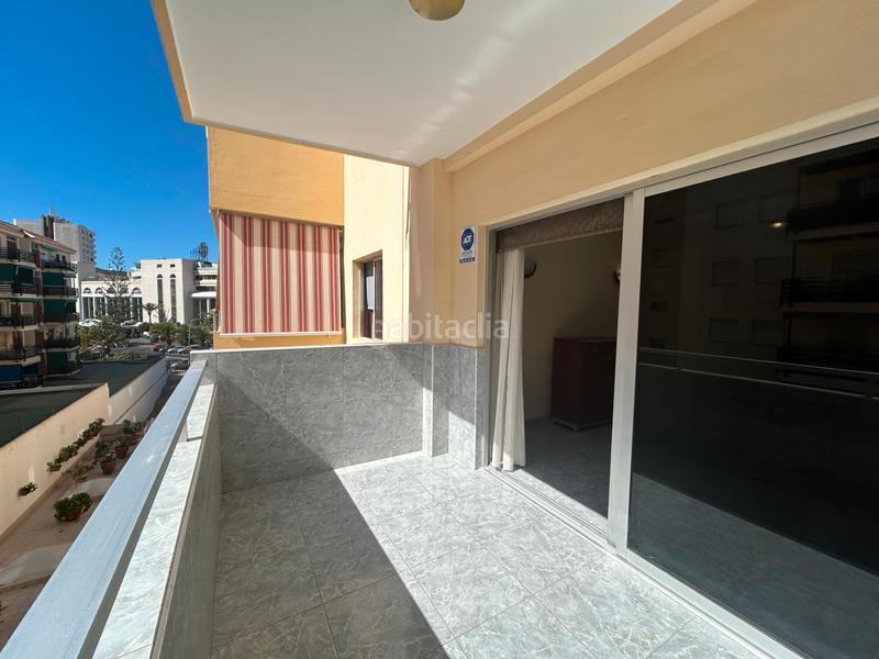 Foto 05b9197f-f335-4a14-9f41-26eaccbc14ef. Apartment in avenida juan carlos i 37 in Los Cristianos Arona