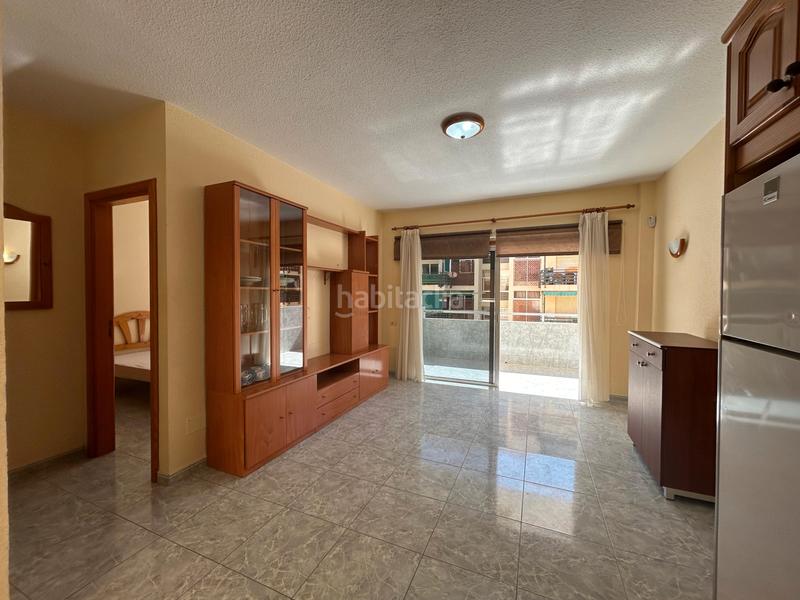 Foto ec58ffdd-42c6-4e68-9f55-c21401961ee8. Apartment in avenida juan carlos i 37 in Los Cristianos Arona