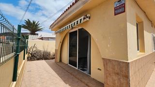 Casa  Paseo violeta 3. Vivienda unifamiliar a reformar en el palm-mar