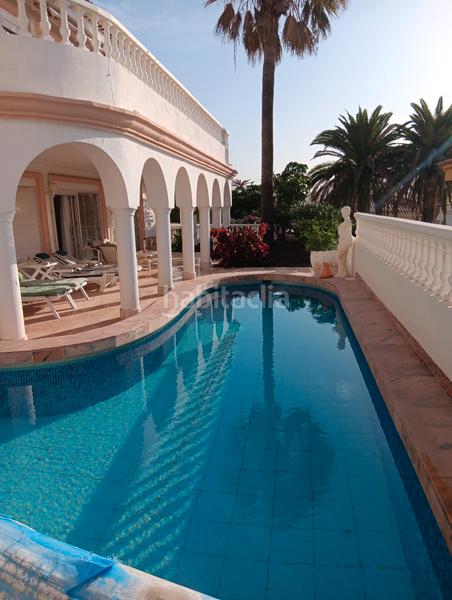 Foto c975aa45-4bf9-4593-9f55-2a93154b1cb2. Chalet en calle aldaba 281 villa con jardin en Chayofa en Arona