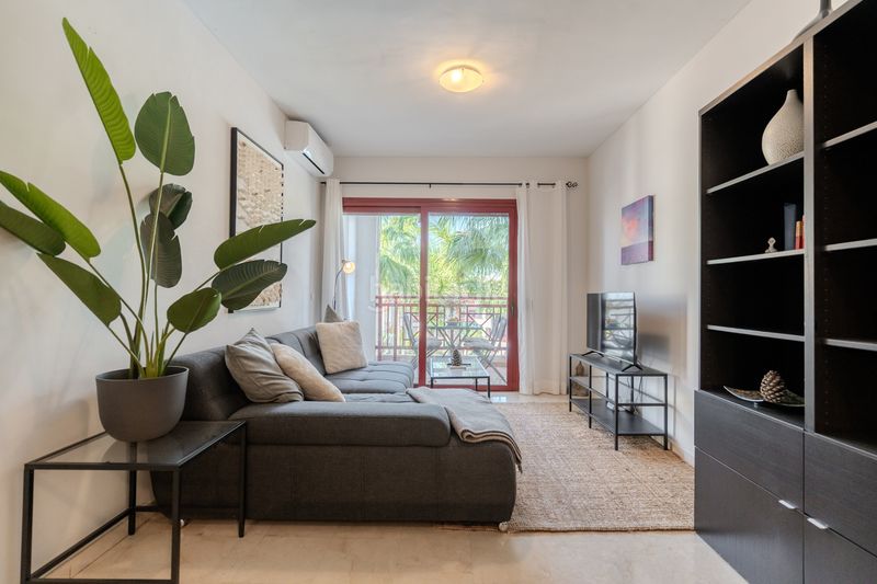 Foto e2f3b1c5-f573-4082-9f17-f4c129a790eb. Apartament amb piscina a Palm - Mar Arona