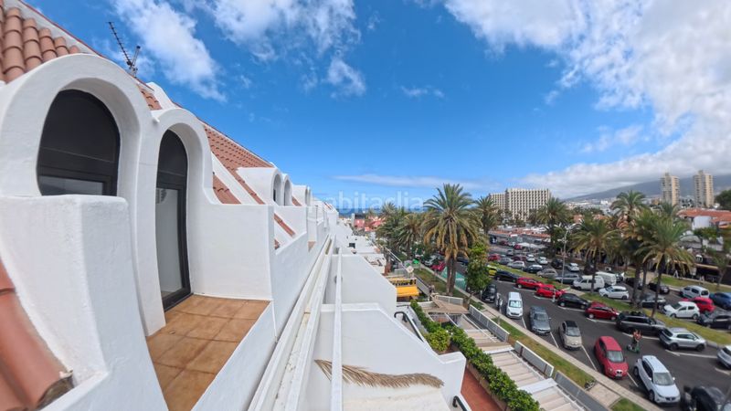 Foto 7bd66e15-2ec8-44f1-9492-630f42df556d. Duplex in avenida santiago puig 4 in Playa de las Américas Arona