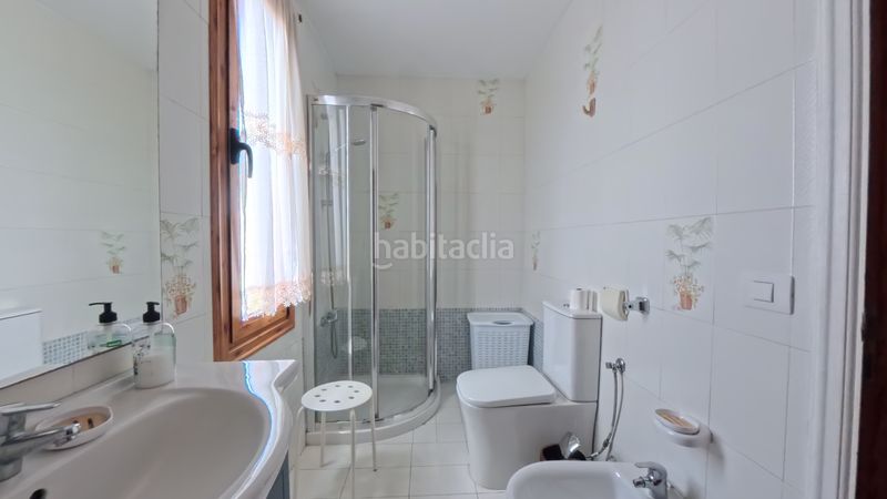 Foto 8c62a8a1-df23-4344-bd68-d2a3a2d2dc6c. Duplex in avenida santiago puig 4 in Playa de las Américas Arona