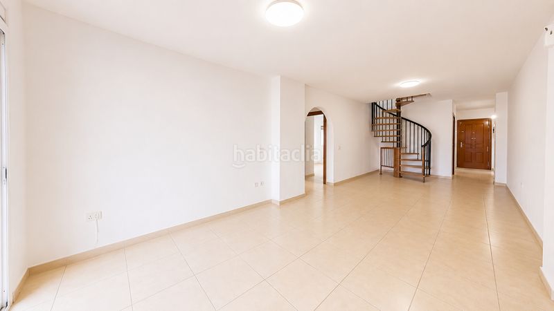 Foto b3399bf9-540e-49bb-9d1c-0ab30019a013. Apartament a calle quito 3 a Buzanada Arona