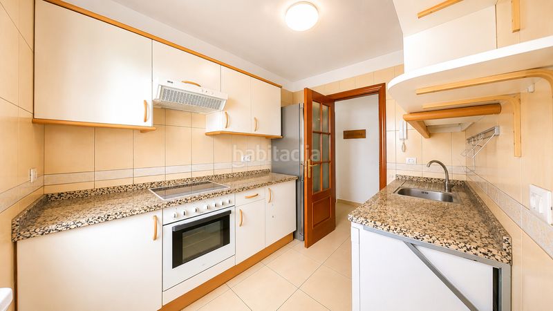Foto e0fe4448-dc23-4b7d-96e4-4a22b852d840. Apartament a calle quito 3 a Buzanada Arona