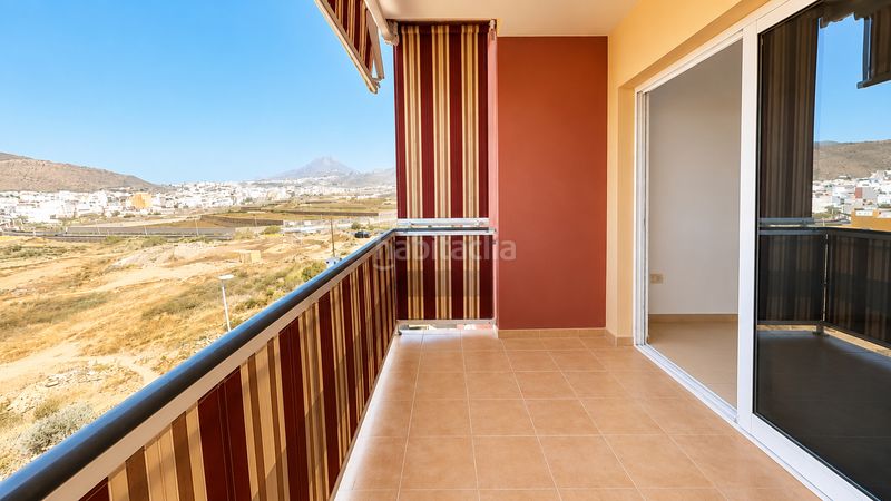 Foto eb36453f-0ab0-40e9-a3e4-ab659f4f817a. Apartament a calle quito 3 a Buzanada Arona