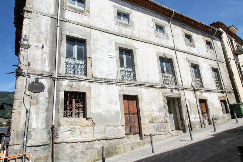 Foto 0ec3f6b9-9a26-4414-8430-d940d2aa7a40. Casa a mayor 17 a Tineo