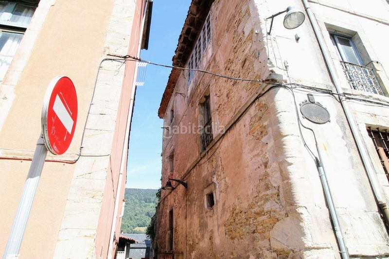 Foto 5f143179-2efe-439d-a68d-c810ed6cb1ae. Casa a mayor 17 a Tineo