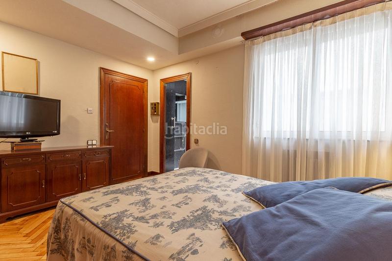 Foto f5dedf13-9a00-4da5-a436-2be83af7f56c. Appartement dans conde de toreno 1 dans Parque San Francisco - Uría Oviedo