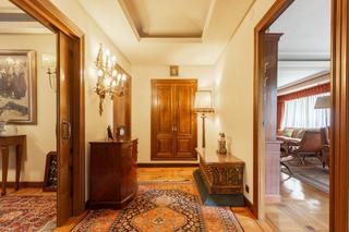 Flat in Conde de toreno 1