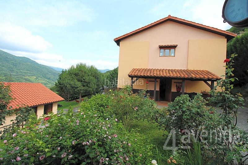 Foto 4b2a4859-522d-44b9-aed0-69e79f527014. Masia amb calefacció a Quirós