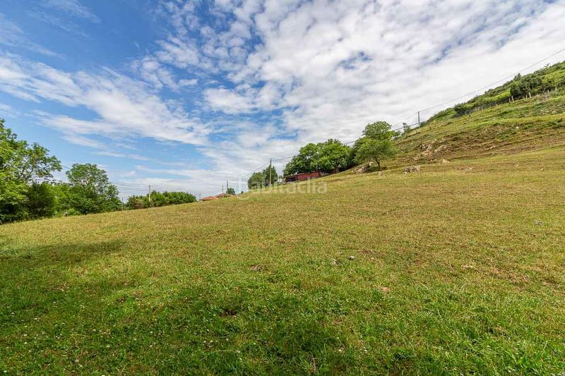 Foto 56f9ff7c-3194-4b40-b395-17225aeb0243. Terrain résidentiel dans villardeveyo 10 dans Llanera