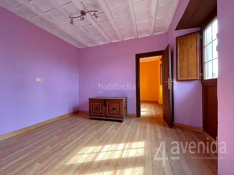 Foto df6fd857-95ec-4b93-9f36-d908f0a62a28. Casa adossada a villarigan 12 a Pravia