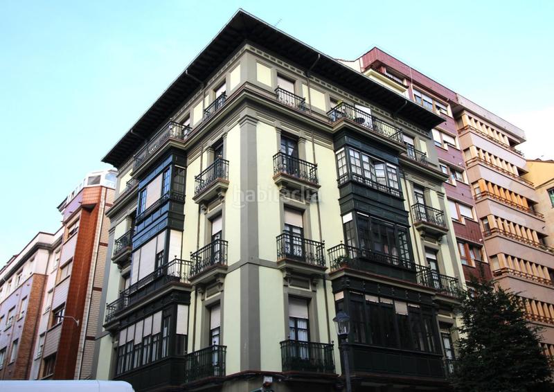 Foto 22fac528-5fd7-4fee-83cc-daeb2166bdab. Piso en uría 25 en Centro Gijón