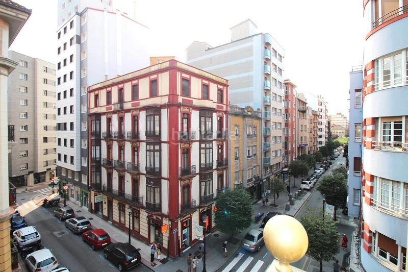 Foto 62938c47-7418-4cd6-ba3c-a59307567747. Piso en uría 25 en Centro Gijón