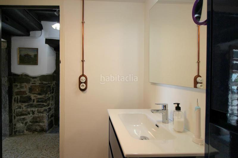 Foto d872562c-399b-43a7-8e91-2534c9979f99. Casa  del pandu encanto en piedra, madera y tradición en el parque natural de redes en Caso