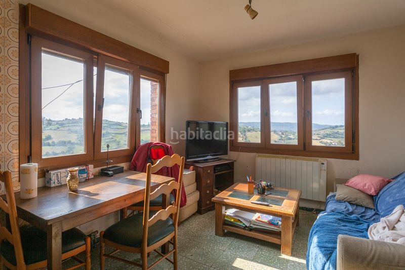 Foto d68f60b0-d2f5-42d3-ad7b-d3250a326b6f. Casa a del vegón 49 a Cenero Gijón