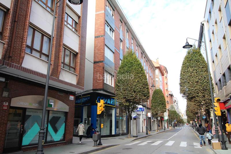 Foto df9e15cf-39ea-407f-962b-716d80cfb3bc. Pis a schulz 50 a Llano Gijón