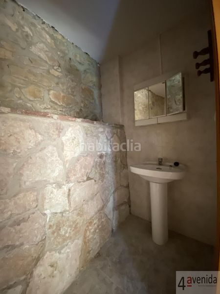 Foto 64becf95-62e1-4baa-9ed6-f7f1719121fa. Casa amb calefacció aparcament a Nava