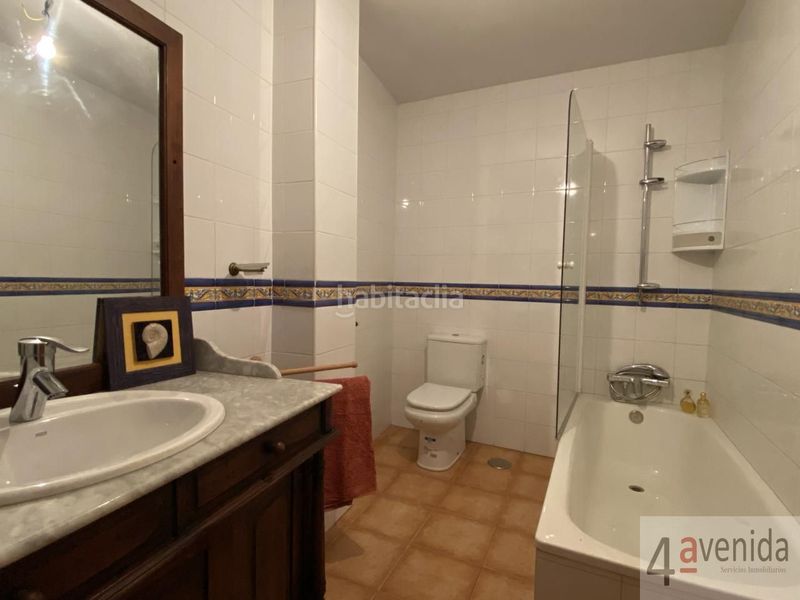 Foto b922ce1c-4db2-4105-b3e7-02c2a4e91ce3. Casa amb calefacció aparcament a Nava