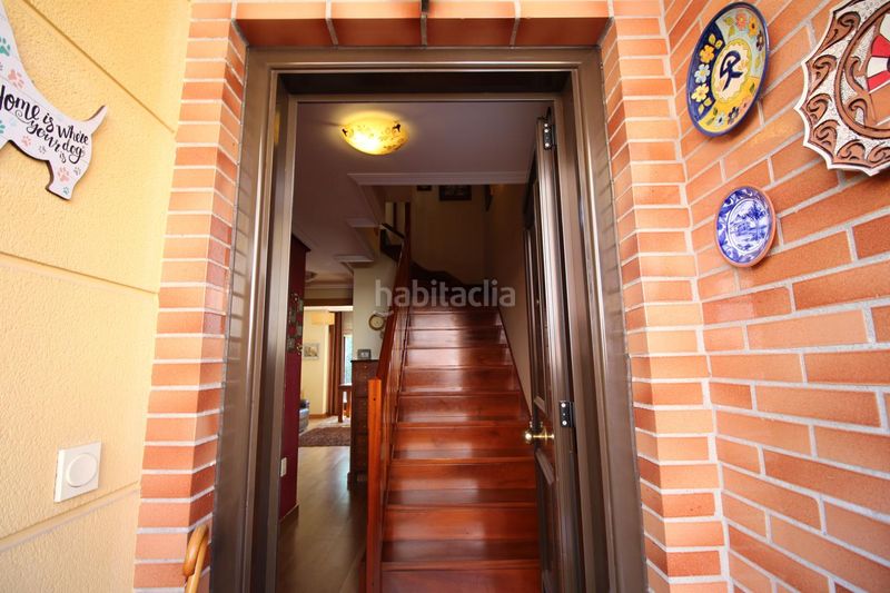 Foto 09b0e6ad-1d1d-4d75-9c73-5a1ef7131420. Casa adosada en Vega Gijón