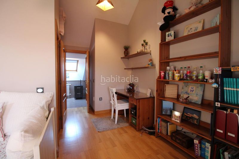 Foto 6d8ea934-262a-48ca-8273-079a05ba181b. Casa adosada en Vega Gijón