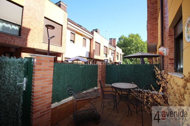 Foto 6e9df470-3308-4823-abcc-651cf5775c1a. Casa adosada en Vega Gijón