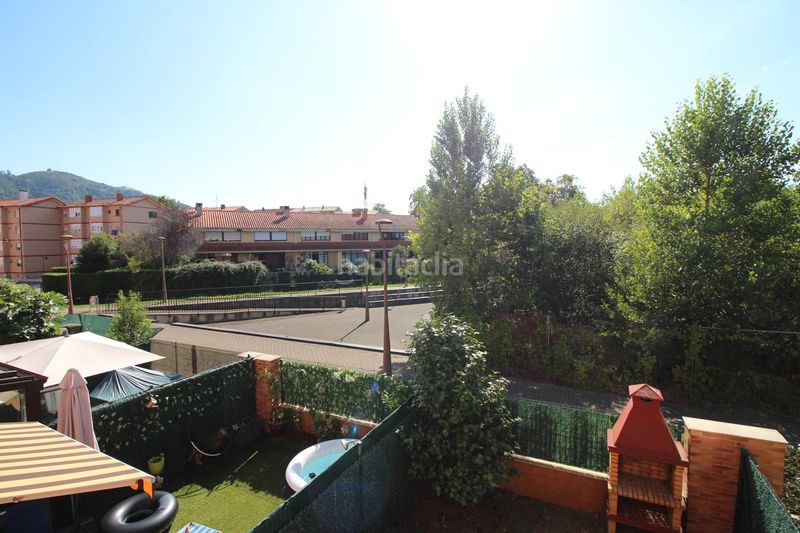 Foto a1ebce4b-8a32-4b59-911e-ca01bd57263c. Casa adosada en Vega Gijón