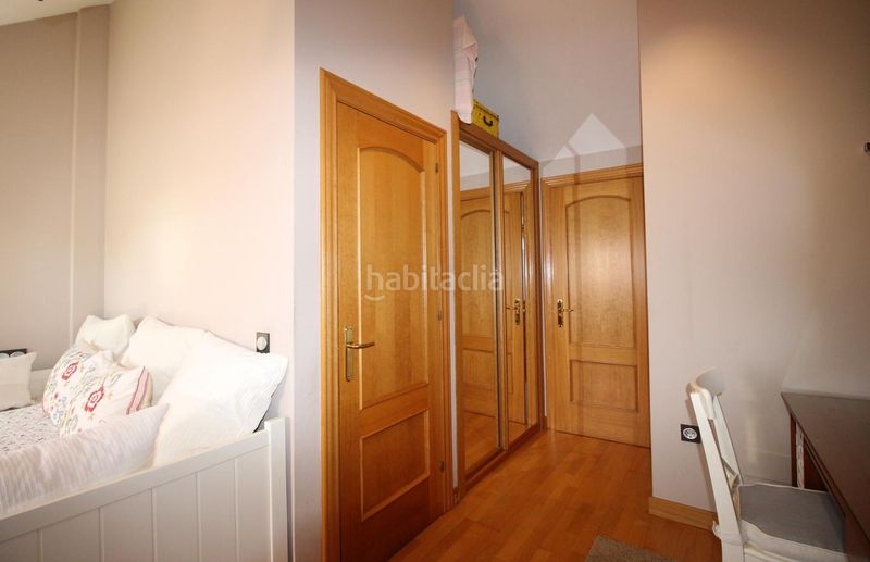 Foto cfbaf8c4-ed06-4849-8cad-218a32b9225f. Casa adosada en Vega Gijón