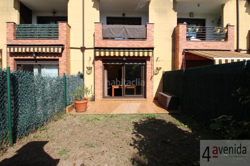 Foto fcb14ce3-c592-4ef8-8bbb-67732b98e9f5. Casa adosada en Vega Gijón