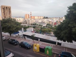 Pis a Calle del obispo servera 4. Coqueto y luminoso piso en venta en la zona de escaleritas