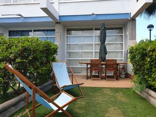 Casa aparellada  Calle tauro. Bungalow en venta en campo internacional