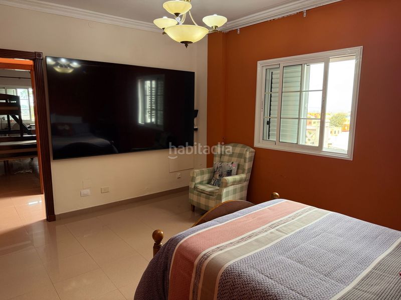 Foto 2b044e37-9236-4cf1-b23d-0d55fa3bfcbf. Xalet a calle tarajal 5 a Tamaraceite Palmas de Gran Canaria (Las)