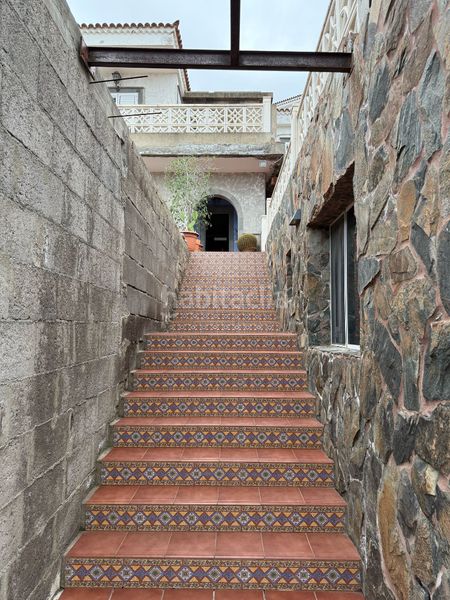 Foto 8a7fd292-faa2-4b65-86c6-ee2f4dfc9c32. Xalet a calle tarajal 5 a Tamaraceite Palmas de Gran Canaria (Las)