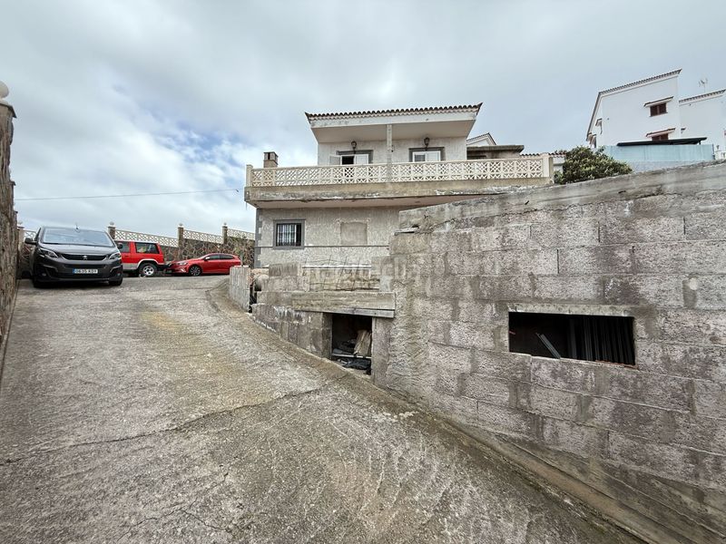 Foto c50439c4-6853-4742-b9aa-0e55236df100. Xalet a calle tarajal 5 a Tamaraceite Palmas de Gran Canaria (Las)