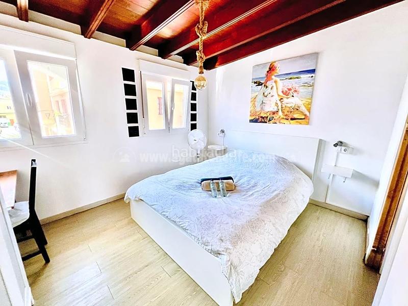 Foto 9ca7c15c-b852-404b-b155-88421d7006ac. Casa a Playa Jardín Puerto de la Cruz