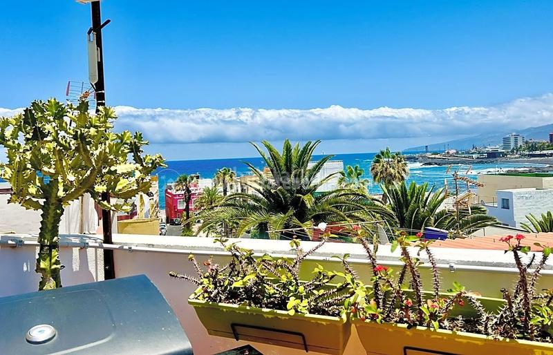 Foto 15fba516-c0e6-46aa-a75d-3a0d1a738476. Maison dans Playa Jardín Puerto de la Cruz