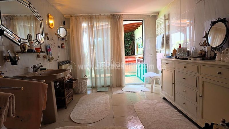 Foto 46a76212-202f-46f2-817e-7c2996a3e340. Casa amb aparcament a Victoria de Acentejo (La)