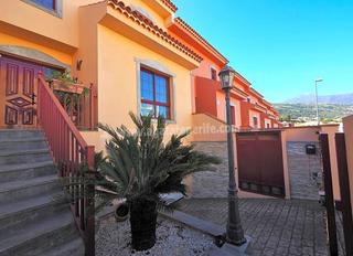 Casa adossada a Centro