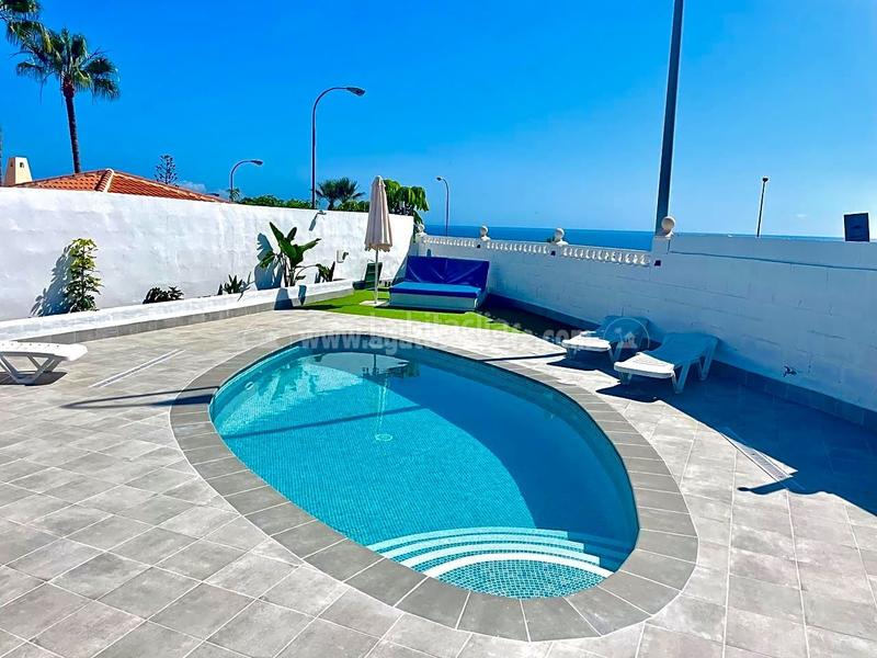 Foto 4f860b0c-b03b-48a1-baab-1af25765a1dc. Casa con piscina in Callao Salvaje - Playa Paraíso Adeje