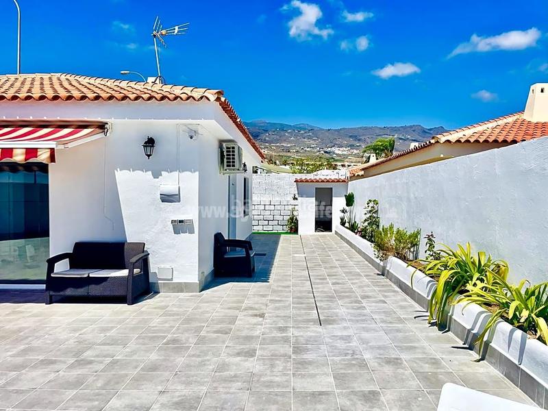 Foto 51878467-6aeb-499d-81b4-83f02a1c433b. Casa con piscina in Callao Salvaje - Playa Paraíso Adeje