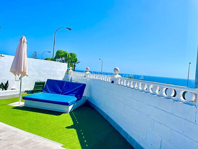 Foto ff3281f6-0d4c-4a7d-8ee3-89ad9bd7d761. Casa con piscina in Callao Salvaje - Playa Paraíso Adeje