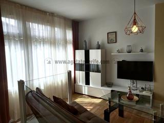 Duplex in Playa Jardín. Se vende apartamento con tres dormitorios en punta brava