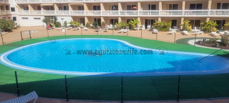 Foto 837bb0f4-4442-47bc-8d35-cd2e7bef141a. Studio with pool in Costa del Silencio Arona
