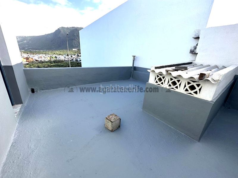 Foto 3443bf12-f4db-482f-bb56-d018d558a86d. Casa amb aparcament a Silos (Los)